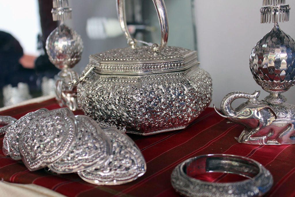 silver surin 04