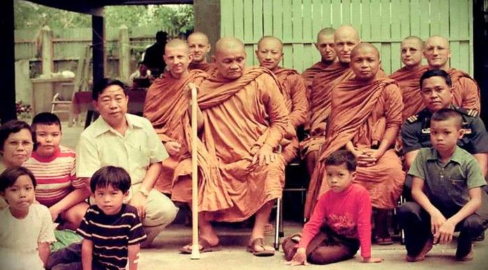 pra farang 02